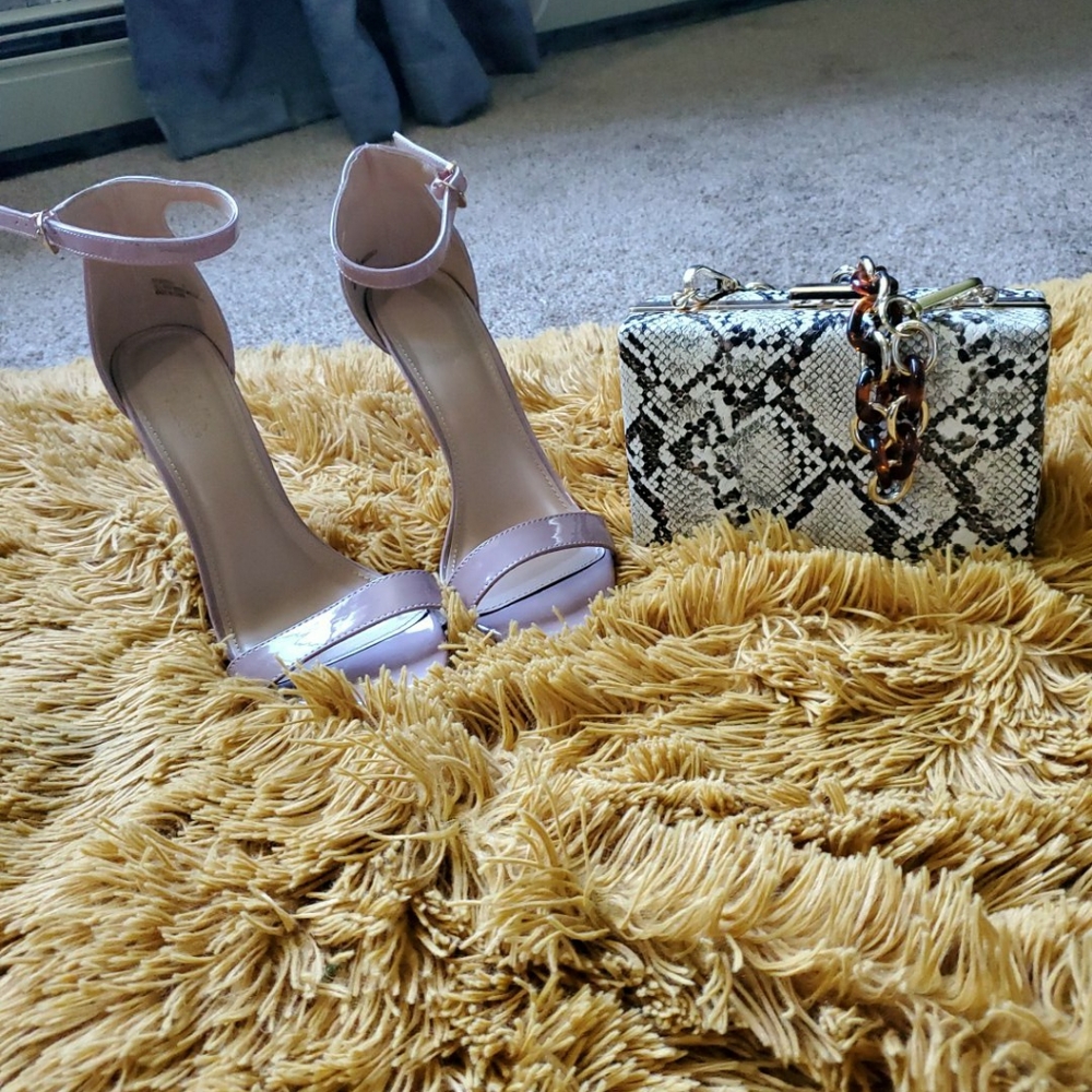 Sandals - Picture 2 of 2